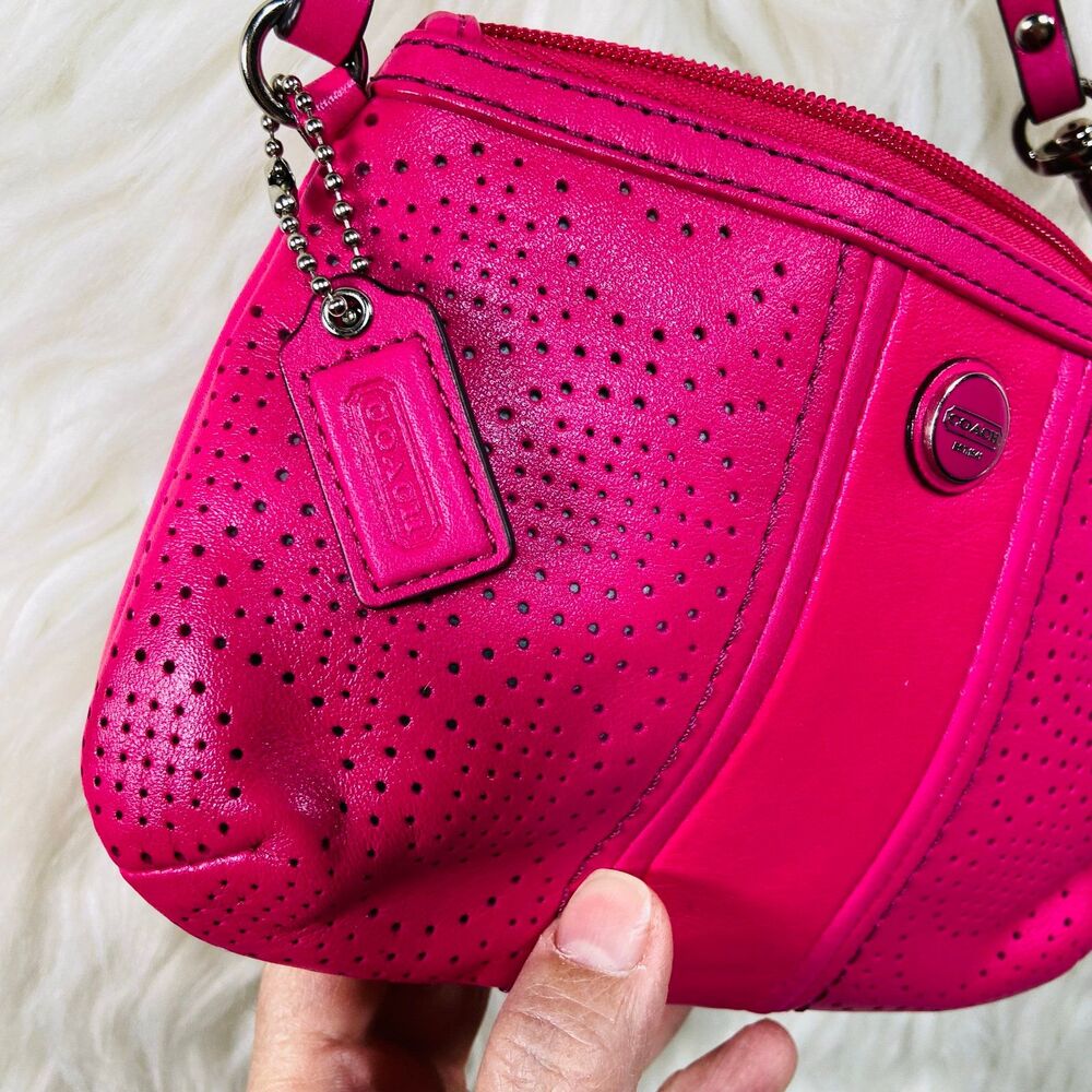 Magenta Coach wristlet - Picture 5 of 11